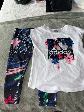 adidas White Tee and Black Floral-Print Leggings Set